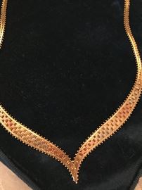 Amazing stamped tri-gold collar gold necklace, a truly elegant piece for an amazing woman