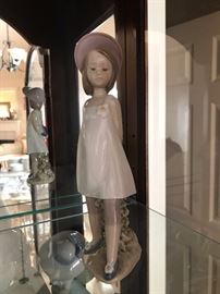 Nao by LLADRO