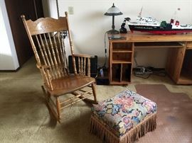 There are several good rockers in this sale. Now is your chance! Take that nap in style 