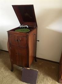 Victrola with records