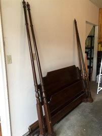 Gorgeous queen size canopy bed