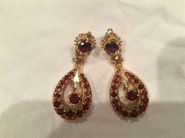 Gold/Garnet Earrings