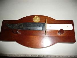 COLLECTOR KNIFE