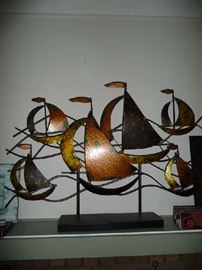 METAL SAILBOAT SCULPTURE