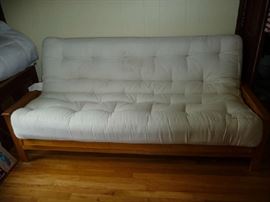 FUTON