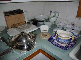 KITCHENWARE