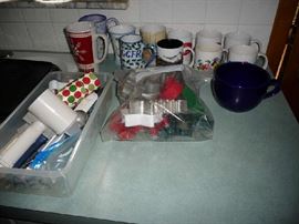 MUGS, KITCHENWARE