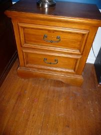 WOOD NIGHTSTAND