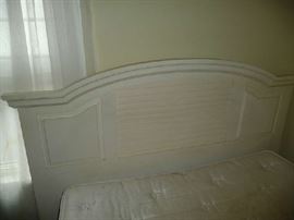 CLOSEUP OF HEADBOARD