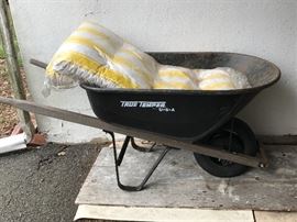 True Temper Wheelbarrow