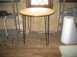 Wood top retro table