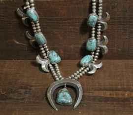 Lot 16: Squash blossom necklace