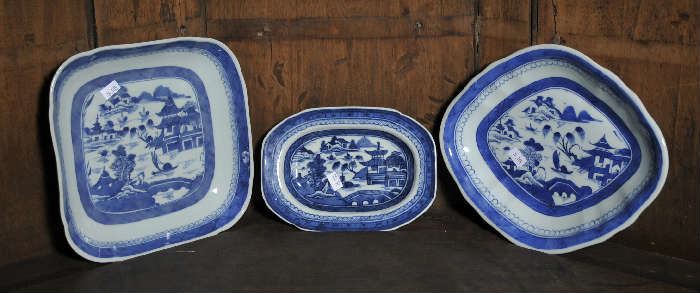 Three assorted Canton porcelain pieces - 7.75"L - 10"L