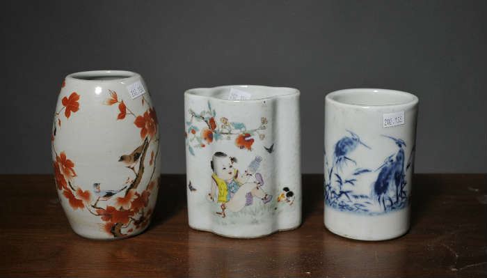 Three Asian porcelain vases - 4.75"H - 5.5"H 