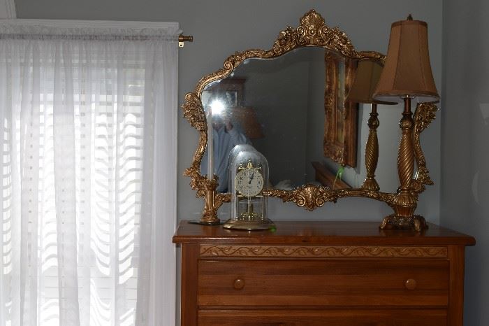 Antique Ornate Gold Leaf Frame Mirror