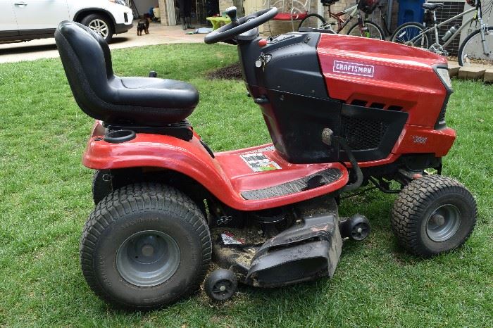 Craftsman T 3000 Riding Mower. Only 60 Hours on the meter. 22 HP Briggs Premium Engine. 42" Deck with Utility Cart and Double Bagger attachment