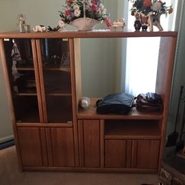 TV/Entertainment stand