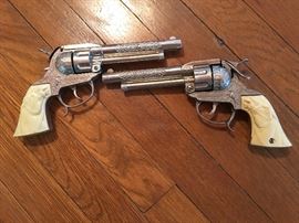 Wagon Train cap pistols/44s