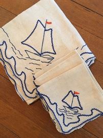 Vintage card tablecloth/napkins