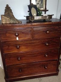 Handsome antique 5-drawer chest