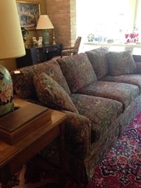 Three-cushioned Massod sofa - excellent condition