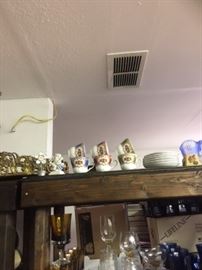 Bavarian Heraldic Lion Figurine, Tea Cup Set