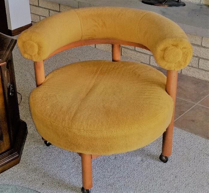 Mcm round chair