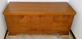 Lane Cedar Chest