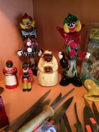 Black Americana Fiedler and Fiedler (F&F) Mold and Die Works Aunt Jemima and Uncle Mose salt and pepper shakers and "Mammy" twine holder; Murano glass clowns