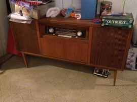 MCM Senderwahl console stereo