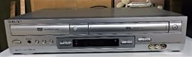 Sony DVD/VHS Combo SLV-D300P