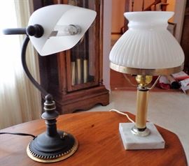 Table Lamps: Glass, Metal, Brass, Wood, Pottery