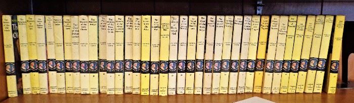 40 Nancy Drew Mystery Stories By Carolyn Keene