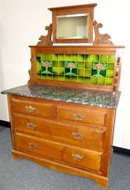 LOVELY VICTORIAN ERA 39 TILE BACK SPLASH MARBLE TOP CARVED SWIVEL MIRROR DRESSER / WASH STAND