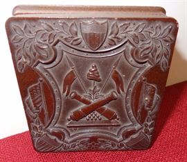 Exceptional !  Gutta percha union case with Civil War soldier photo