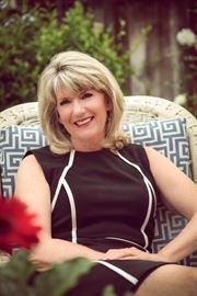 Welcome to this wonderful Vintage sale!