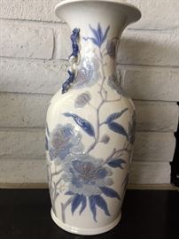 Large! Lladro Chinese inspired vase  Very small limited edition