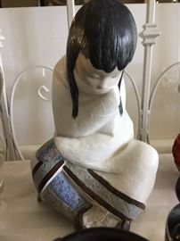 Lladro Gres eskimo  figurine