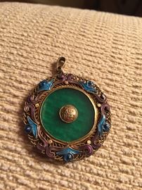 Chinese enamel and filigree gold vermeil pendant
