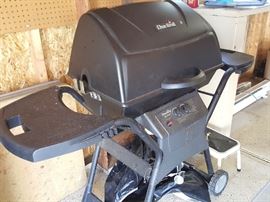 Gas grill