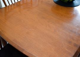 BUY IT NOW!  Lot #322, Dining / Kitchen Table with 7 Chairs, (Approx. 76" L x 38" W x 29" H), $300