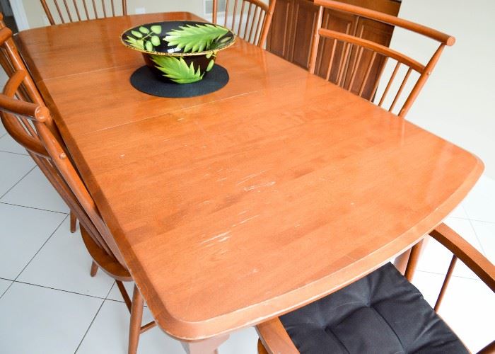 BUY IT NOW!  Lot #322, Dining / Kitchen Table with 7 Chairs, (Approx. 76" L x 38" W x 29" H), $300