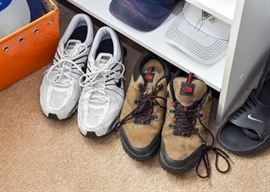 Men's Shoes (Sizes 10-11)