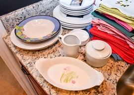 Dishes & Serving Pieces