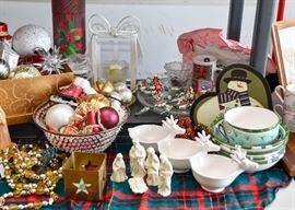 Christmas Decor & Ornaments