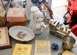 Precious Moments, Metal Train Bank