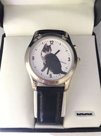 New cat watch in box.