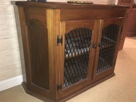 nice display console for any space