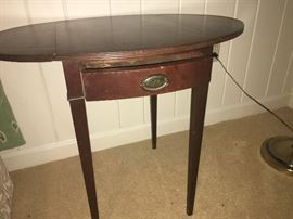 beautiful drop leaf table
