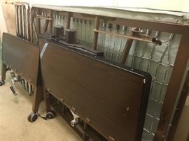 medical bed with electric motor and does work in good condition.